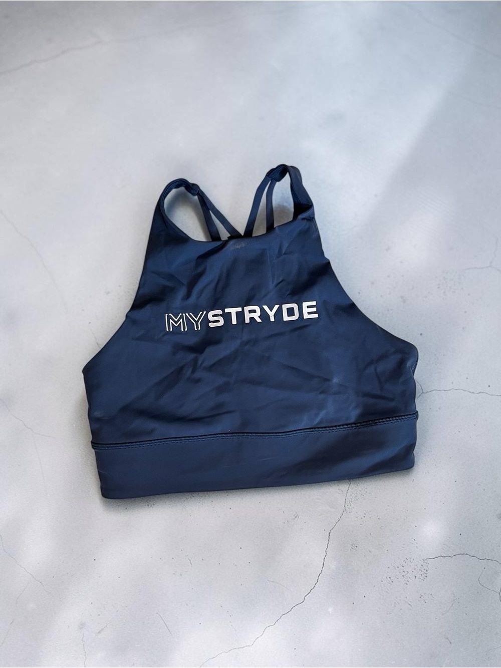 lululemon athletica Navy High-Neck Workout Bra with MYSTRYDE Logo